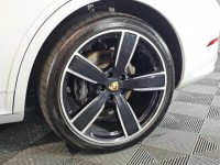 Porsche Cayenne E-Hybrid Sport Paket R22 Panor