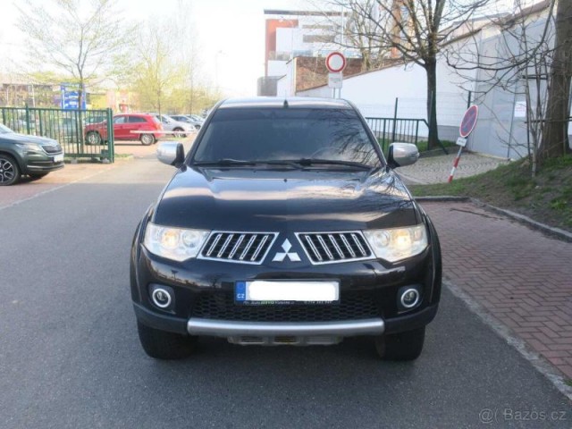 Mitsubishi L200 2,5 INTENSE+  DI-D 4WD DOUBLE 