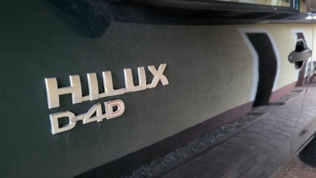 Toyota Hilux 2,4   D4-D