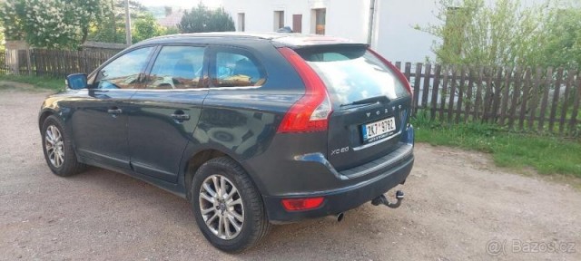 Volvo XC60 2,4   diesel 4x4, AWD 5D
