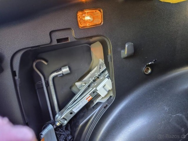 Suzuki Grand Vitara 3,2   V6