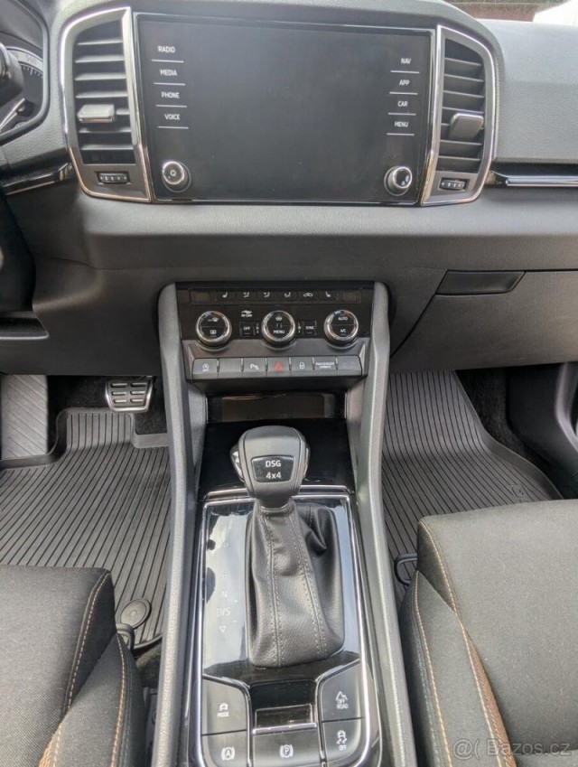 Škoda Karoq 2,0   SCOUT 4x4 DSG