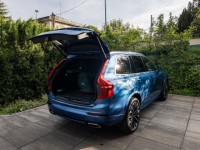 Volvo XC90 R-Design Modrá 2018 63tis km