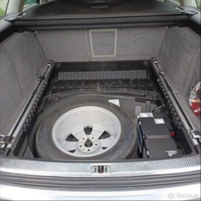 Audi A6 Allroad 3,0   qatro