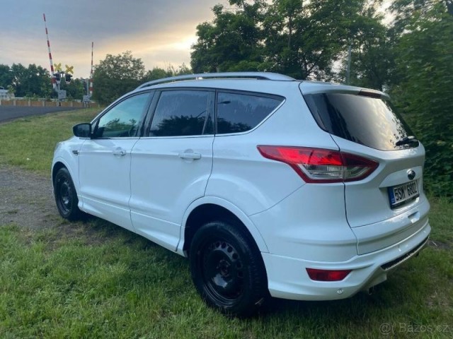 Ford Kuga 2,0   TDCi 103 kW, 4x4, r. v. 