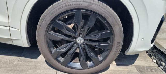 Volkswagen Touareg 3,0   TDI R-Line