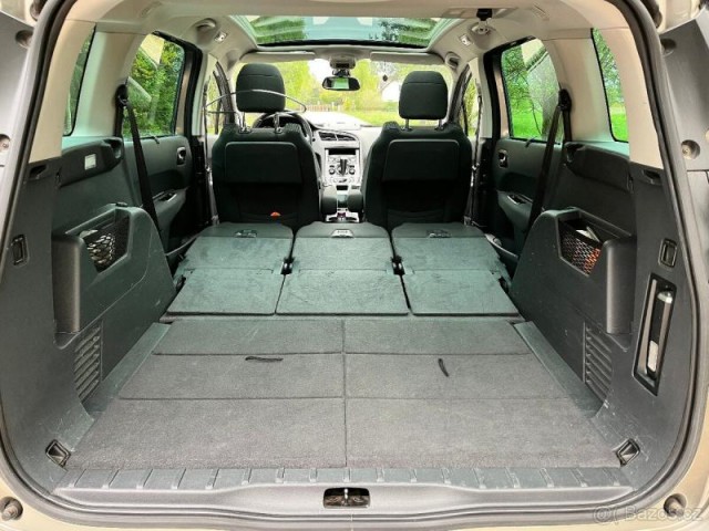Peugeot 5008 2,0   HDi Allure