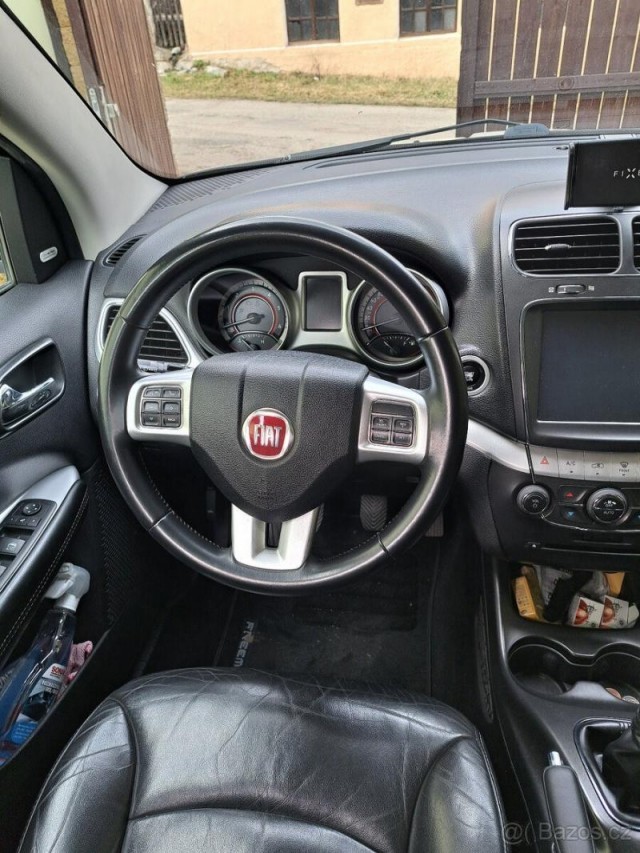 Fiat Freemont 