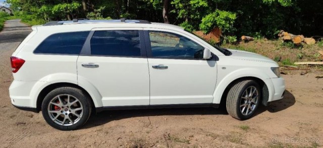 Fiat Freemont 2,0   125 kW - Prostorné a bez
