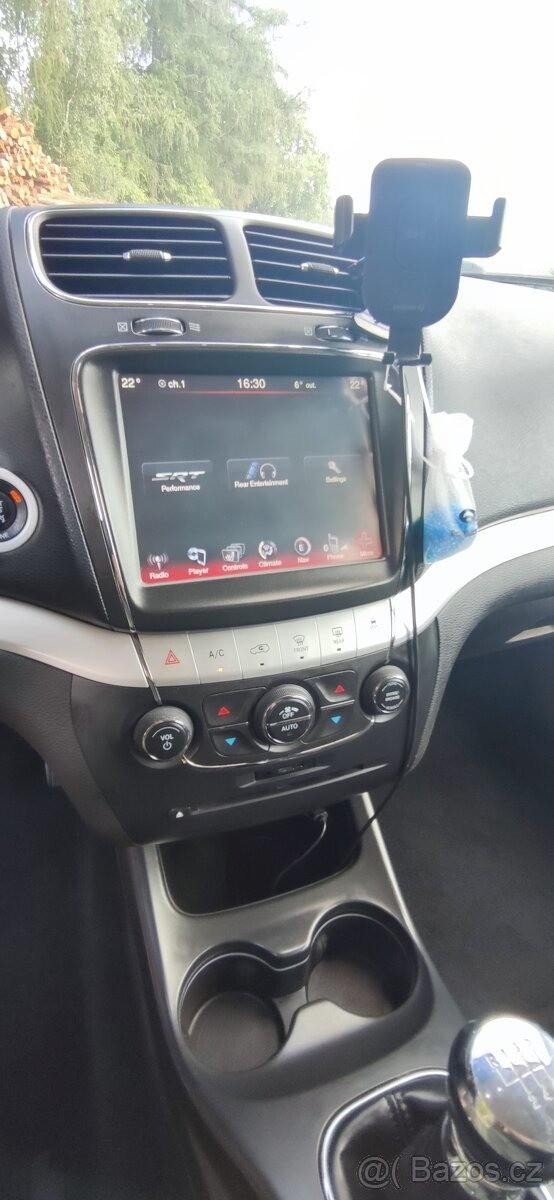 Fiat Freemont 2,0   125 kW - Prostorné a bez