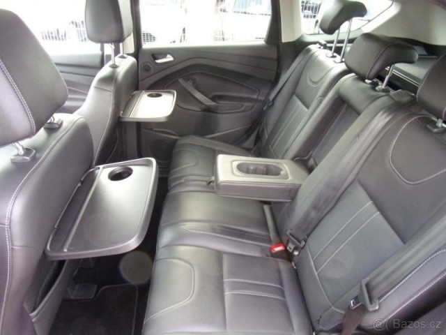 Ford Kuga 2,0   TDCI 4x4 titanium se stř