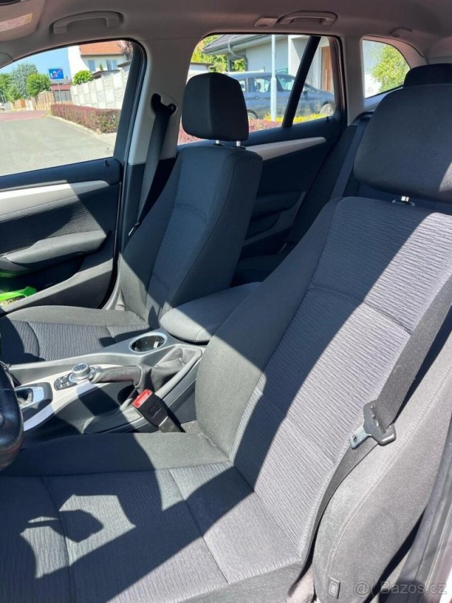 BMW X1 AUTO