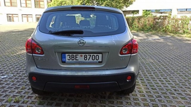 Nissan Qashqai 1,5   dCi (2008) – 2 sady kol