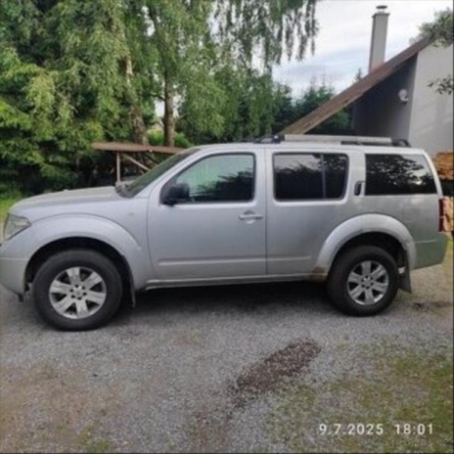 Nissan Pathfinder 2,5   Prodám