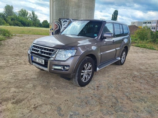 Mitsubishi Pajero 3,2   DI-D 2016 – zajímavá výb