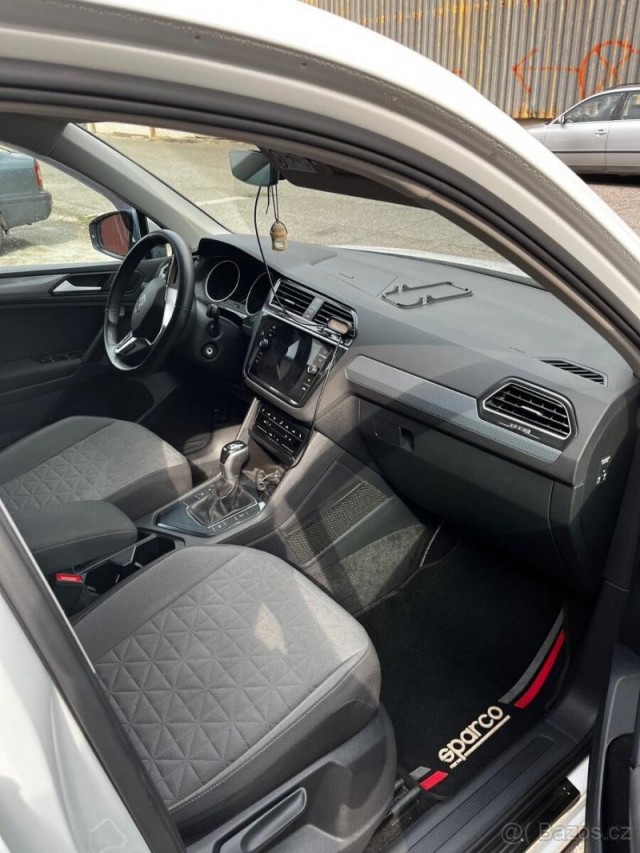 Volkswagen Tiguan 1,5   TSI 129 KW r.v.2021,7500