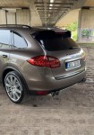 Porsche Cayenne 4,8   Turbo V8 580ps