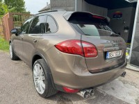 Porsche Cayenne 4,8   Turbo V8 580ps