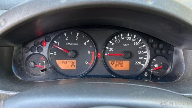Nissan Navara 2,5   D40