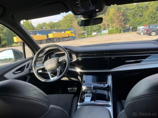 Audi Q7 S-Line 210kw