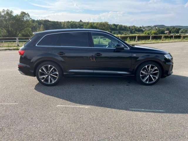 Audi Q7 S-Line 210kw