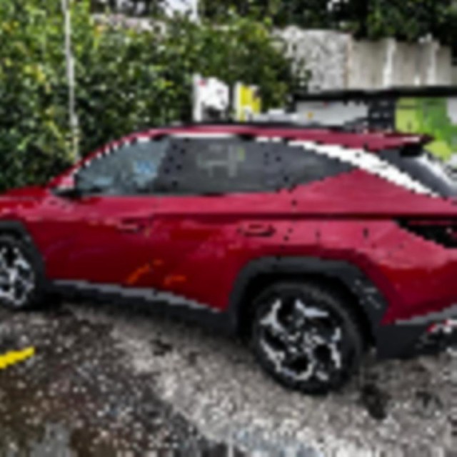 Hyundai Tucson 1,6   benzin - hybrid
