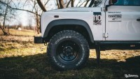 Land Rover Defender 2,4