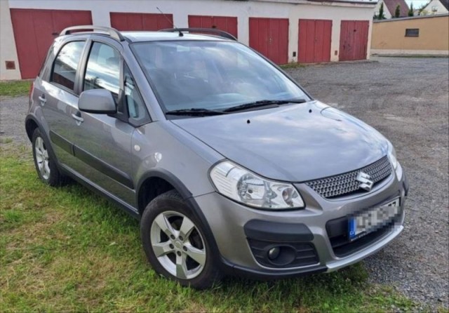 Suzuki SX4 1,6   4x4, benzín 88kW, výbava