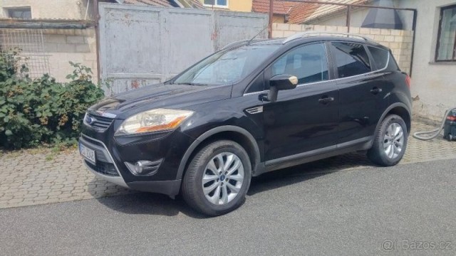 Ford Kuga 2,0   TDCi 4x4 manuál alu kola