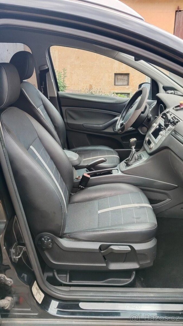 Ford Kuga 2,0   TDCi 4x4 manuál alu kola