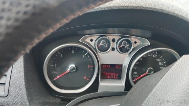 Ford Kuga 2,0   TDCi 4x4 manuál alu kola
