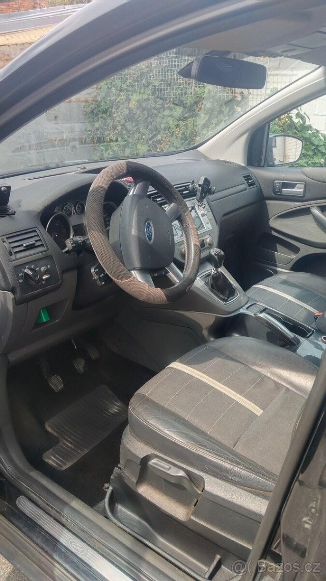 Ford Kuga 2,0   TDCi 4x4 manuál alu kola
