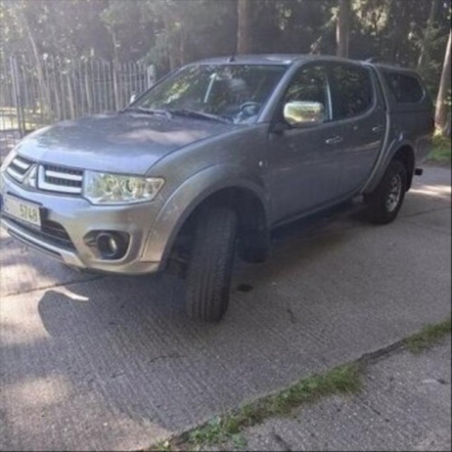 Mitsubishi L200 2,4   r.v. 12/2017