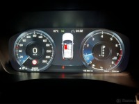 Volvo XC60 T6 Inscription – top stav
