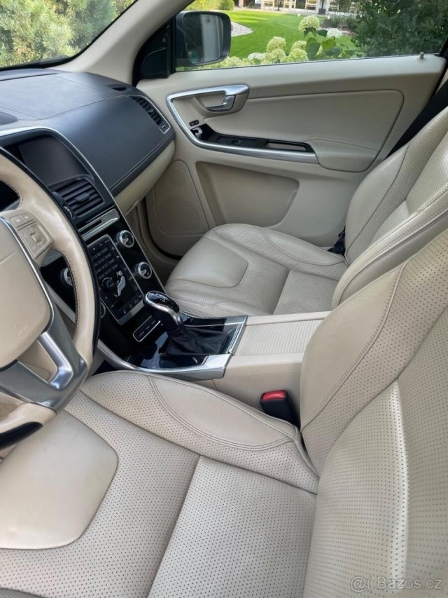 Volvo XC60 2,4   D5, 169kW