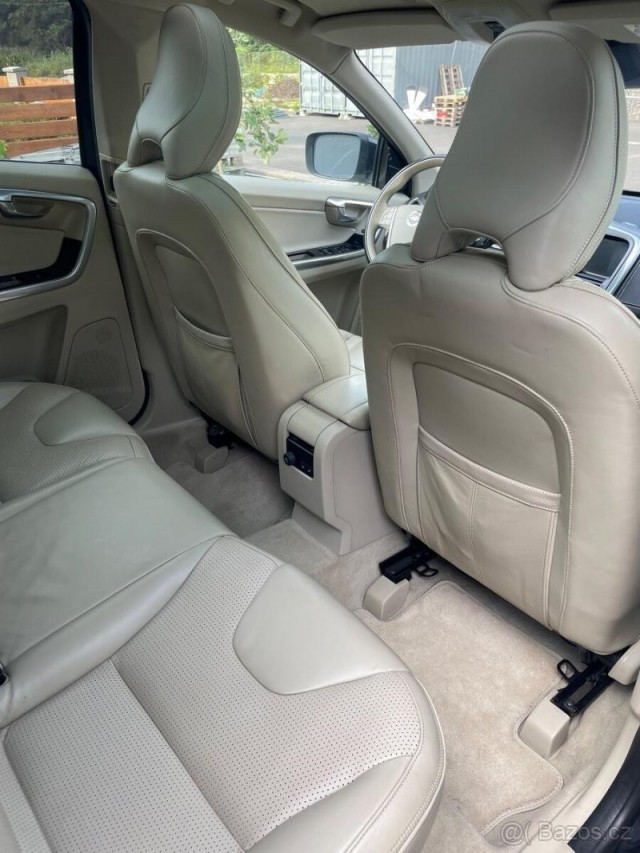 Volvo XC60 2,4   D5, 169kW
