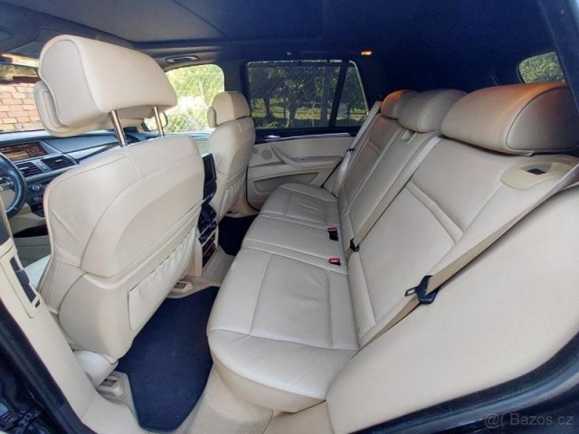 BMW X5 4,8   V8