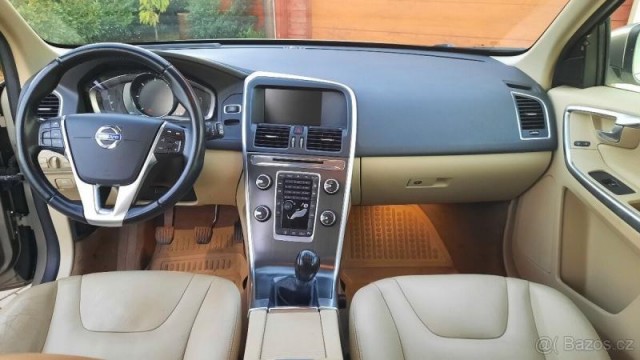 Volvo XC60 2,0   FWD, 100kw,2014