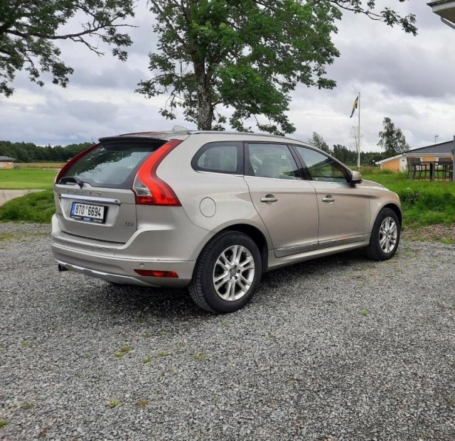 Volvo XC60 2,0   FWD, 100kw,2014