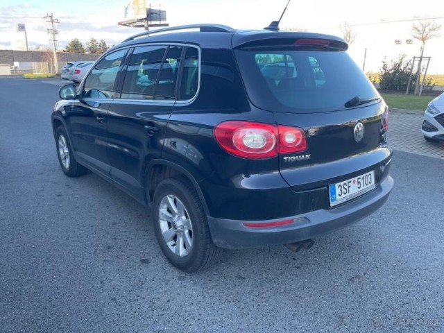 Volkswagen Tiguan 2,0   2010