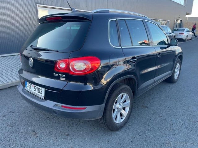Volkswagen Tiguan 2,0   2010