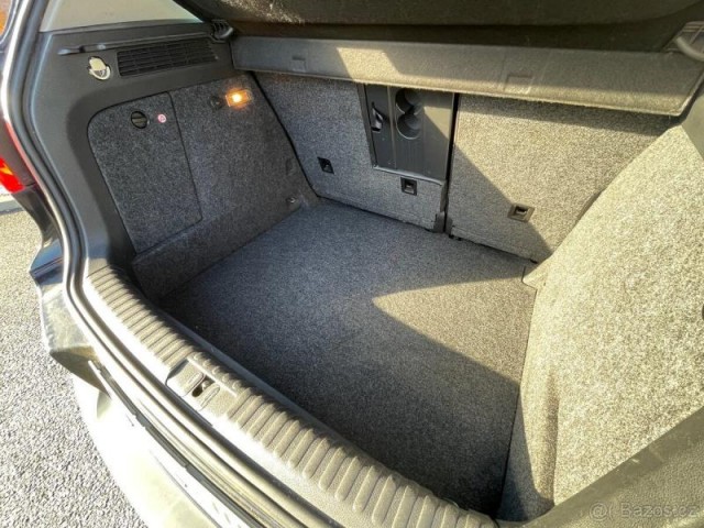 Volkswagen Tiguan 2,0   2010