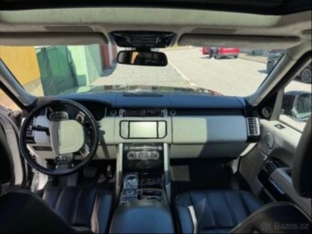 Land Rover Range Rover 4,4   SDV8 Autobiography tažné