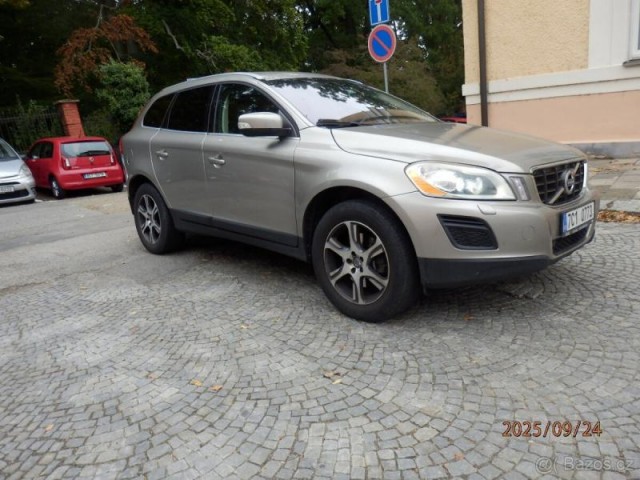 Volvo XC60 2,4   Summum AWD 158kW 206000k