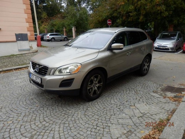 Volvo XC60 2,4   Summum AWD 158kW 206000k