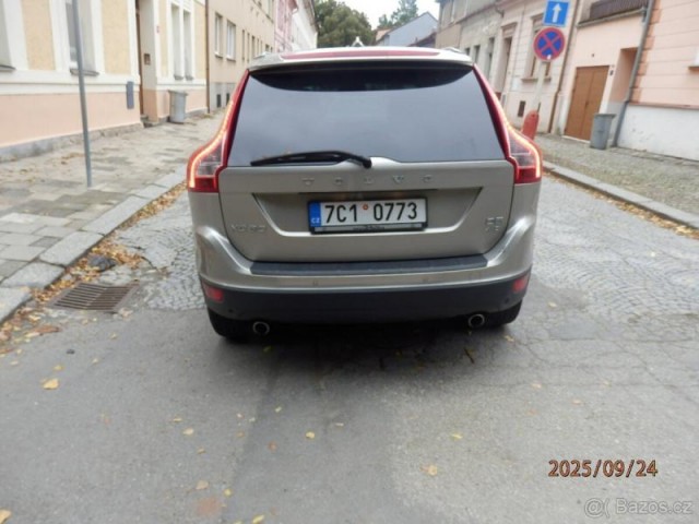 Volvo XC60 2,4   Summum AWD 158kW 206000k