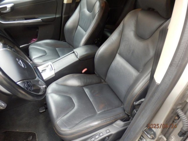 Volvo XC60 2,4   Summum AWD 158kW 206000k
