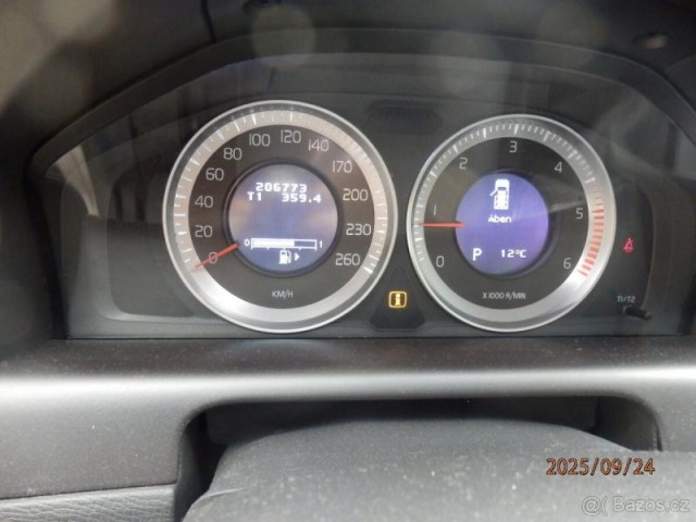 Volvo XC60 2,4   Summum AWD 158kW 206000k