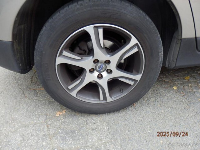 Volvo XC60 2,4   Summum AWD 158kW 206000k