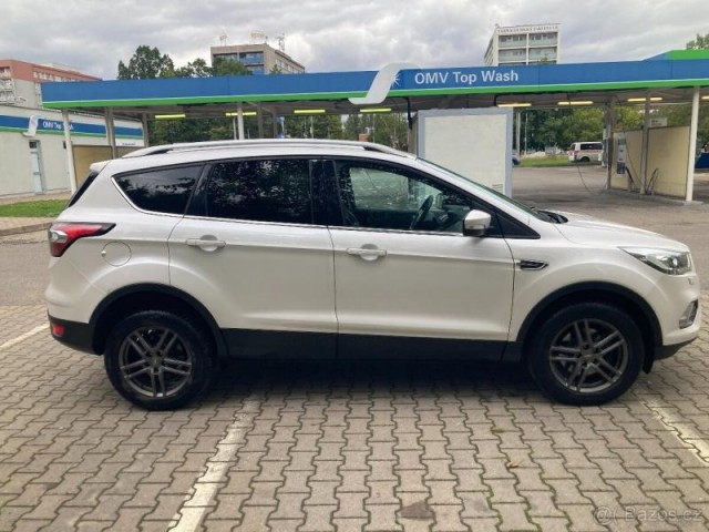 Ford Kuga 1,5   88 kW, r. v. 2018, STK 7